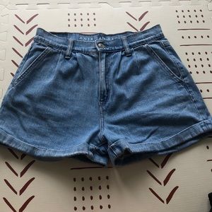 American Eagle Light blue denim mom shorts with cuffed hem